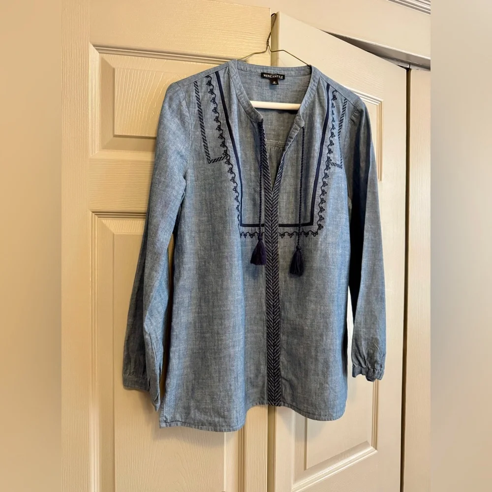 J Crew Mercantile Blue Chambray Embroidered Boho Peasant Top